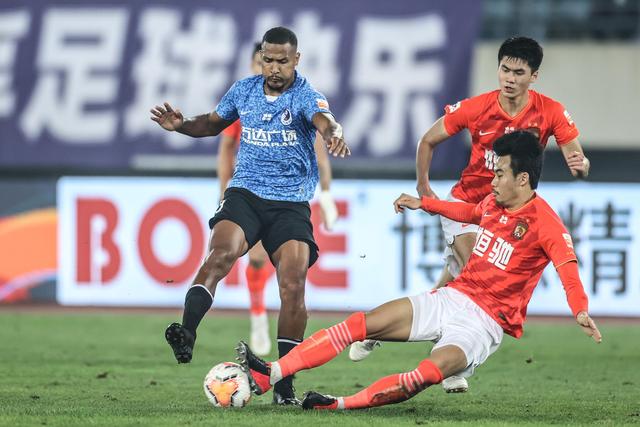 泰国旅游部长回应游客安全疑虑